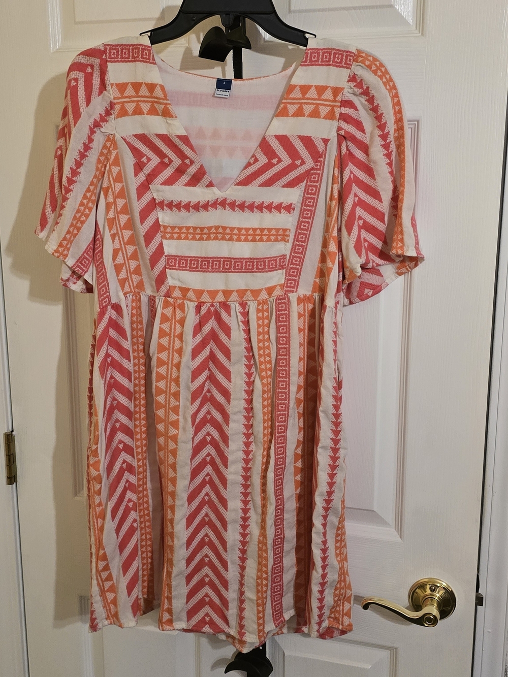 Old Navy Coral & Orange Geometric V-Neck A-Line Dress
